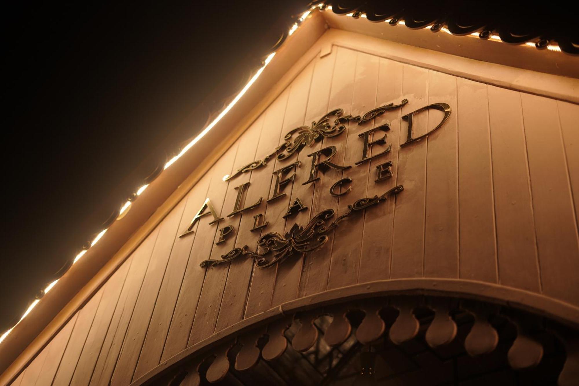 Alfred Place Kochi Exterior foto